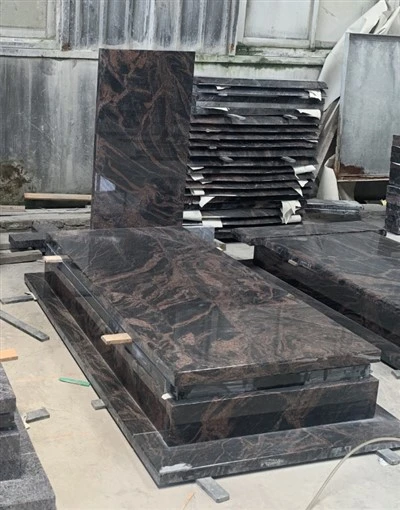 Bia mộ phong cách Aurora Granite Ba Lan